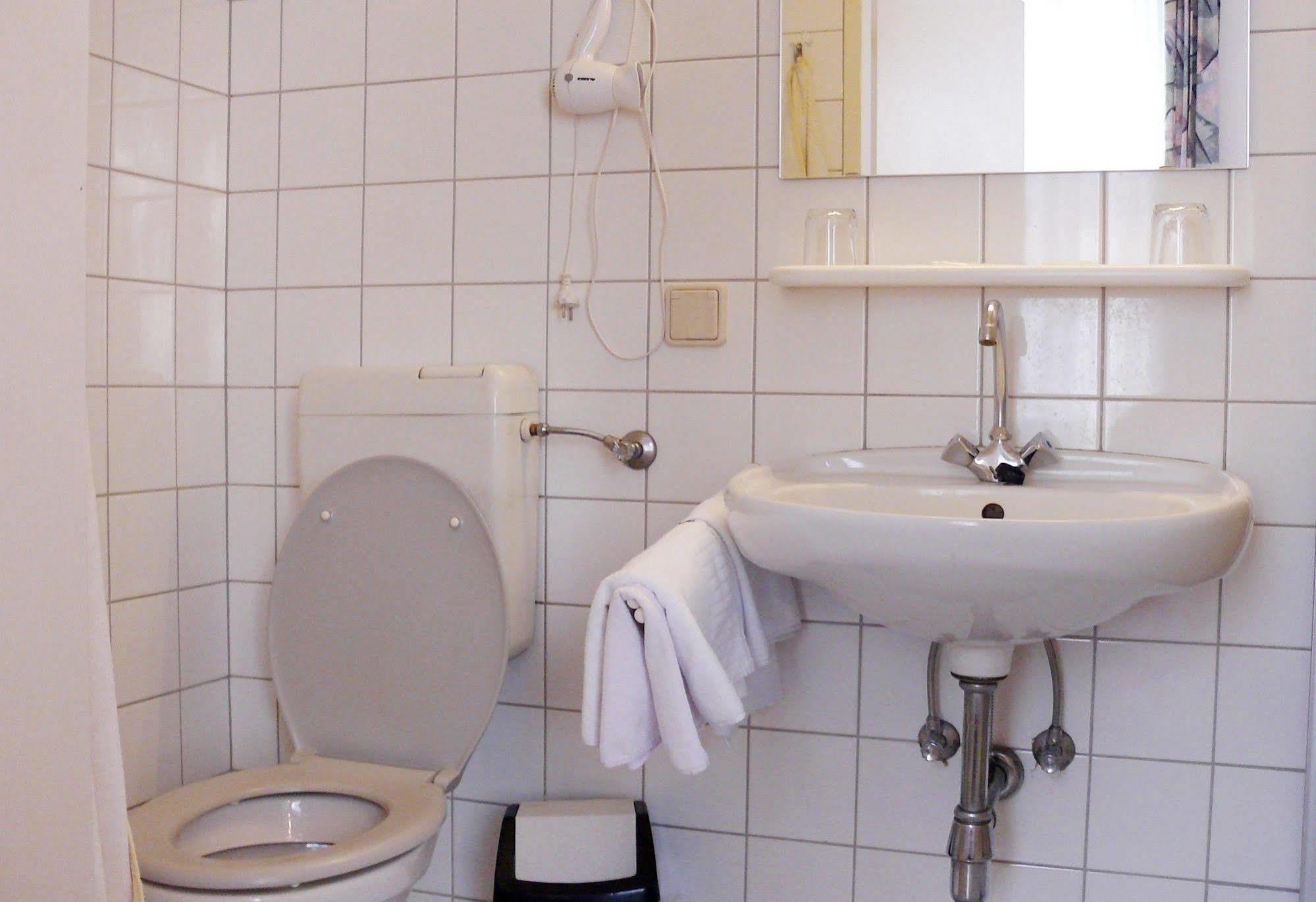 Riess City Rooms - Self Check-In Wien Eksteriør bilde